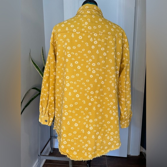Polagram medium cotton yellow and white flower button up barn jacket - Picture 8 of 15